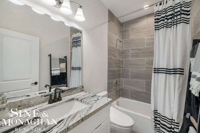 6148 Birchcrest Lane, Commerce Twp, MI 48382