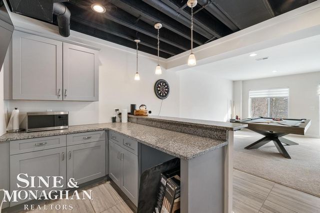 6148 Birchcrest Lane, Commerce Twp, MI 48382