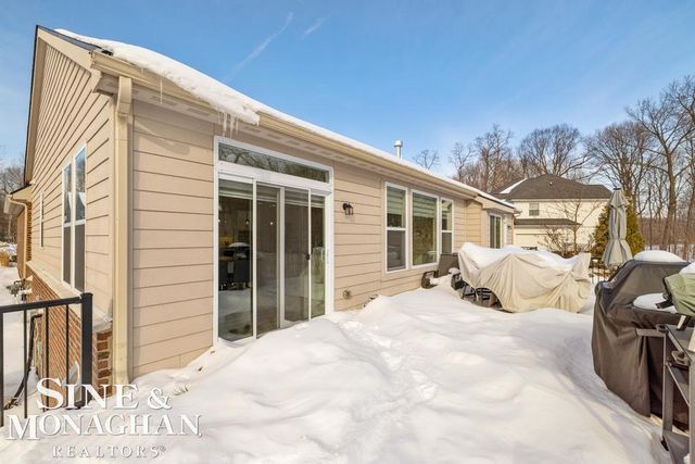 6148 Birchcrest Lane, Commerce Twp, MI 48382