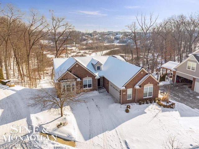 6148 Birchcrest Lane, Commerce Twp, MI 48382