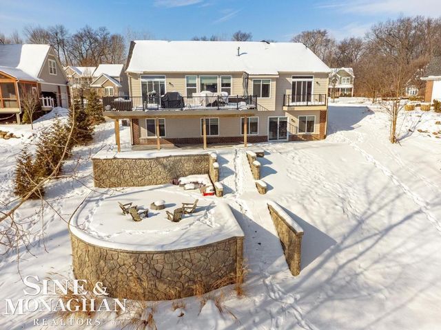 6148 Birchcrest Lane, Commerce Twp, MI 48382