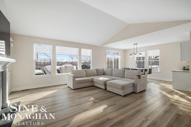 6148 Birchcrest Lane, Commerce Twp, MI 48382