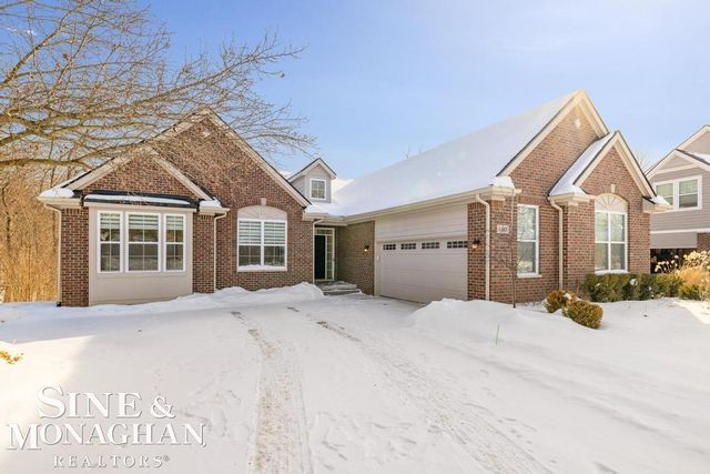 6148 Birchcrest Lane, Commerce Twp, MI 48382