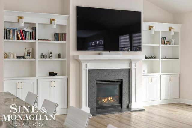 6148 Birchcrest Lane, Commerce Twp, MI 48382