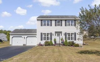 15 Nottingham Drive, Wilton, NY 12866