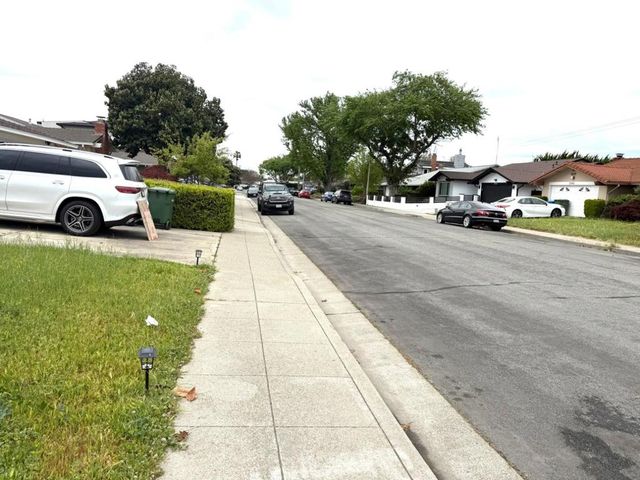 3736 Eastwood Circle, Santa Clara, CA 95054