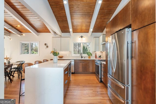 1304 Bernadette Lane NE, Atlanta, GA 30329