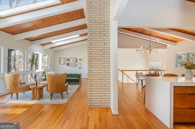 1304 Bernadette Lane NE, Atlanta, GA 30329