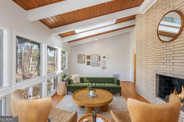 1304 Bernadette Lane NE, Atlanta, GA 30329