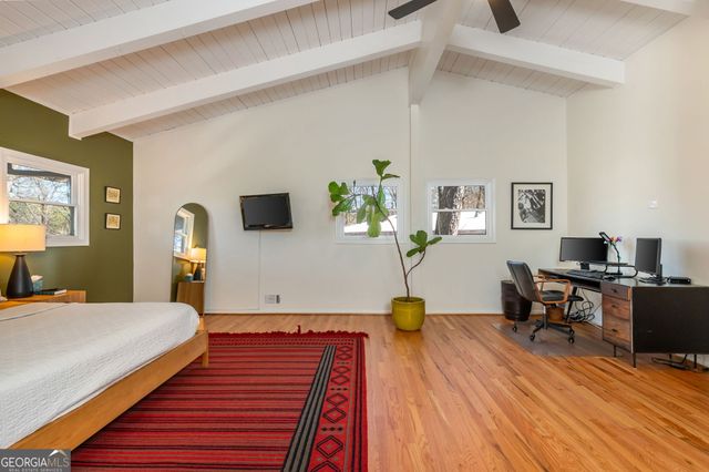 1304 Bernadette Lane NE, Atlanta, GA 30329