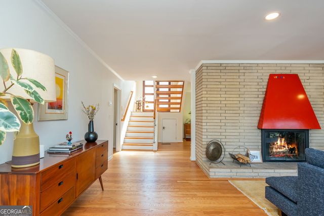 1304 Bernadette Lane NE, Atlanta, GA 30329