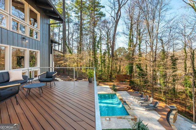 1304 Bernadette Lane NE, Atlanta, GA 30329