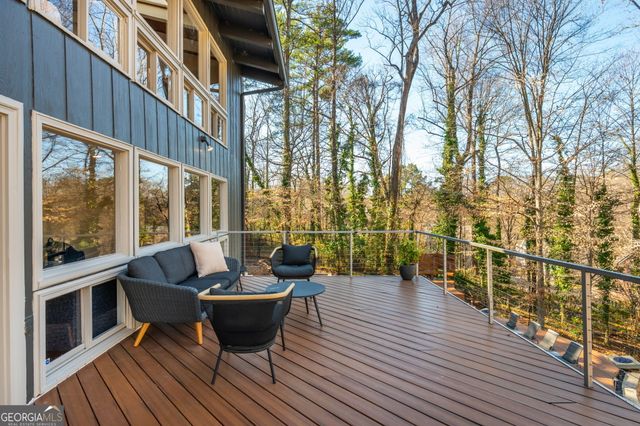 1304 Bernadette Lane NE, Atlanta, GA 30329