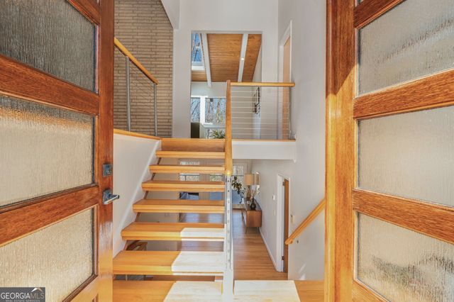 1304 Bernadette Lane NE, Atlanta, GA 30329