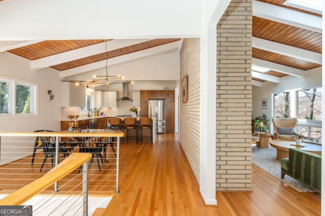 1304 Bernadette Lane NE, Atlanta, GA 30329