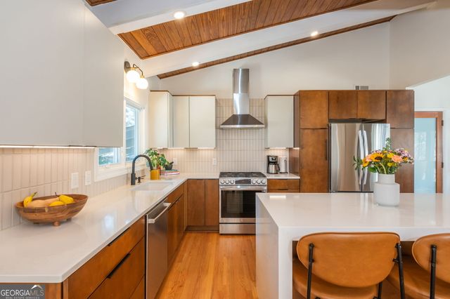 1304 Bernadette Lane NE, Atlanta, GA 30329