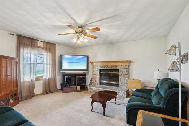 7938 E Highway 59, Milton, WI 53563