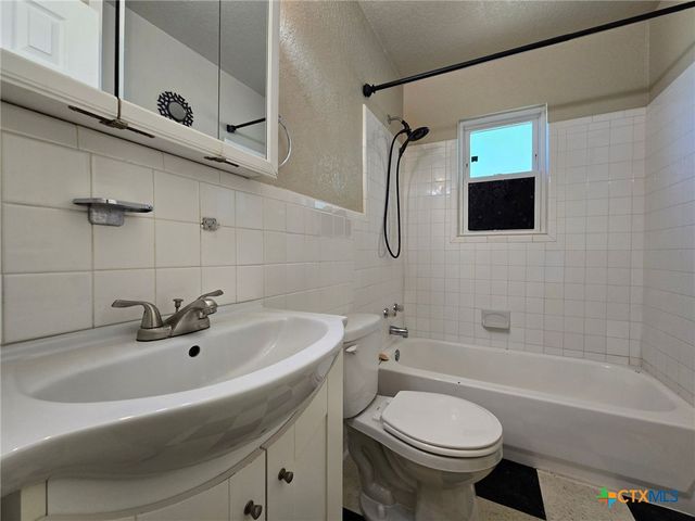 209 Easy Street, Copperas Cove, TX 76522
