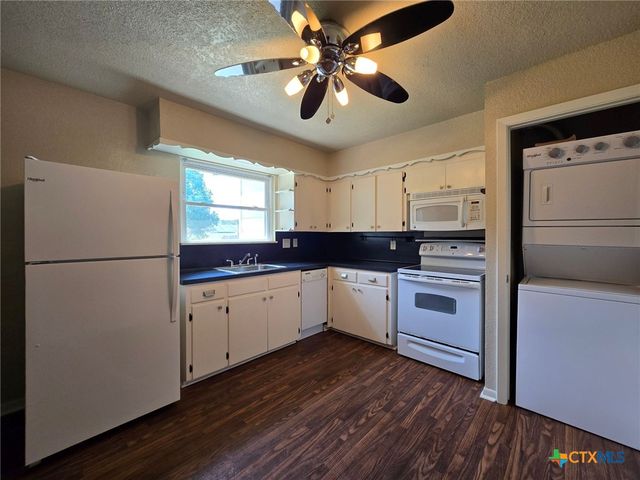 209 Easy Street, Copperas Cove, TX 76522