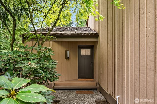 20819 NE 25th Street, Sammamish, WA 98074