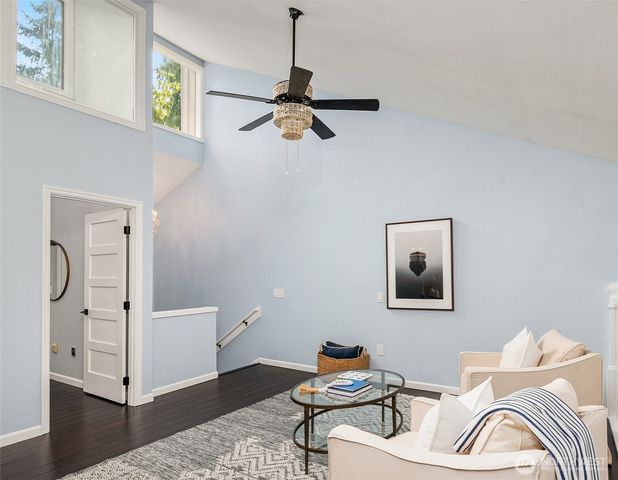 20819 NE 25th Street, Sammamish, WA 98074