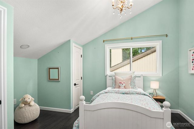 20819 NE 25th Street, Sammamish, WA 98074