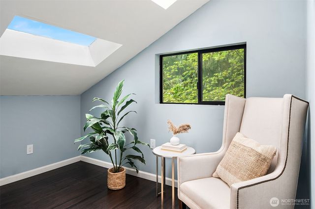 20819 NE 25th Street, Sammamish, WA 98074
