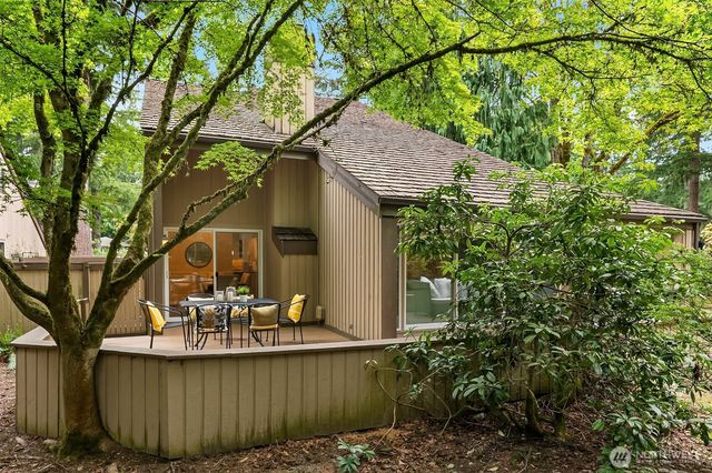 20819 NE 25th Street, Sammamish, WA 98074