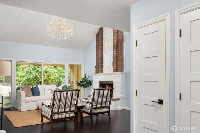 20819 NE 25th Street, Sammamish, WA 98074