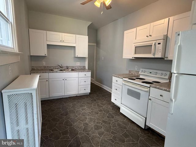 1218 SPRUCE ST, Ashland, PA 17921
