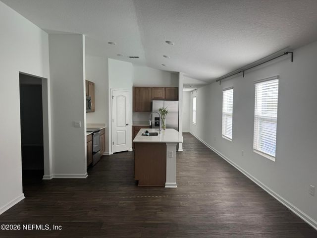4276 SAPGUM Street, Jacksonville, FL 32218
