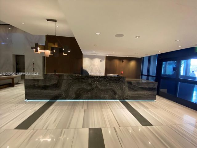 1100 Biscayne Boulevard 4402, Miami, FL 33132