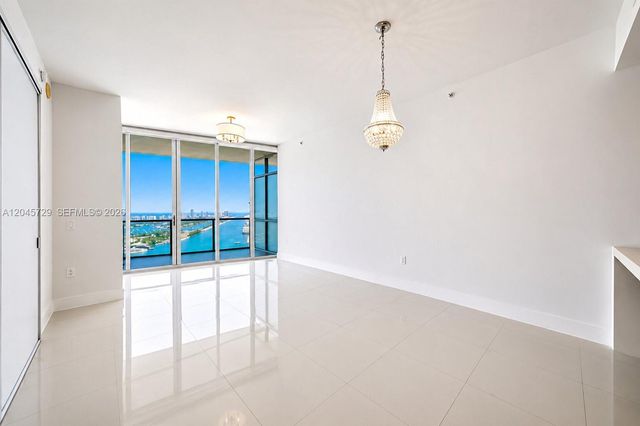1100 Biscayne Boulevard 4402, Miami, FL 33132