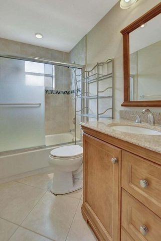 187 Normandy D, Delray Beach, FL 33484
