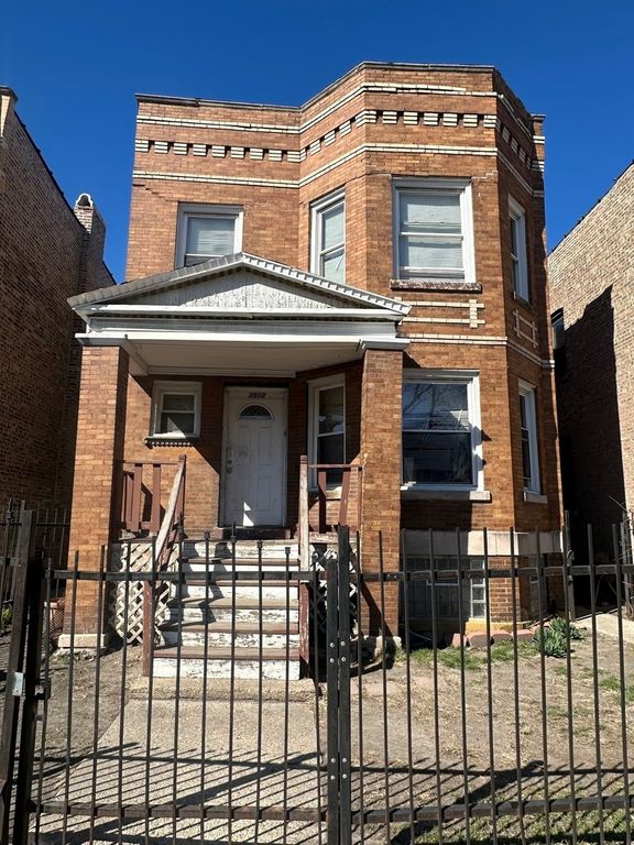3512 W Polk Street, Chicago, IL 60624