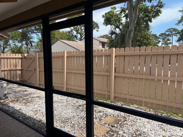 102 Sherwood Circle, Jupiter, FL 33458