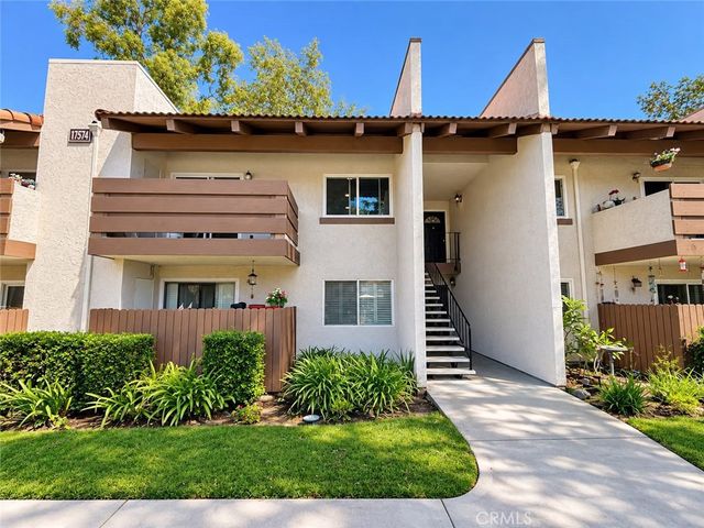 17574 Vandenberg 11, Tustin, CA 92780