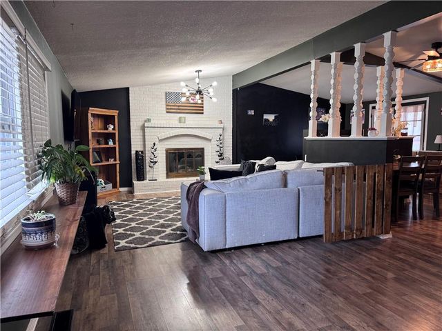 834 N Ponca Drive, Independence, MO 64056