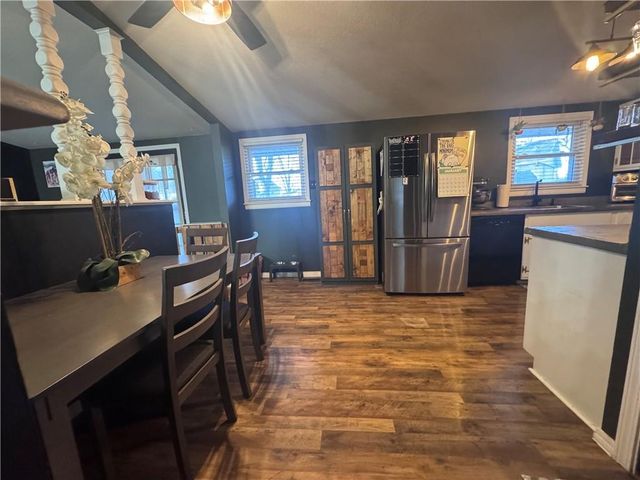 834 N Ponca Drive, Independence, MO 64056