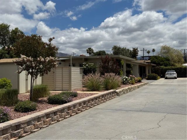 1344 Opal, Mentone, CA 92359