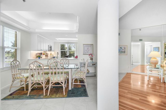 221 NE Plantation Road 316, Hutchinson Island, FL 34996