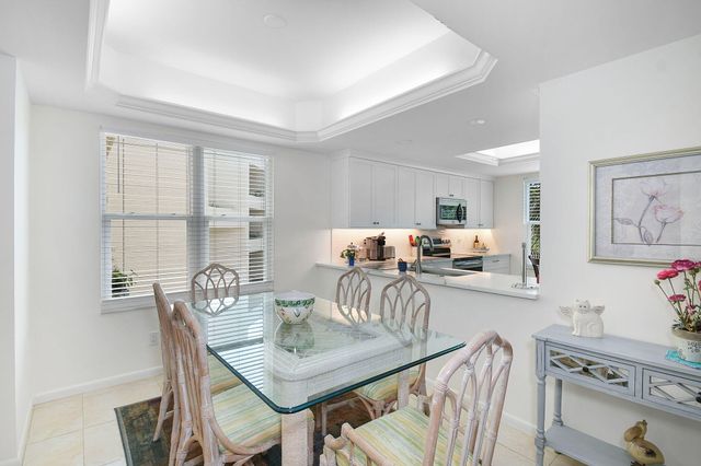 221 NE Plantation Road 316, Hutchinson Island, FL 34996