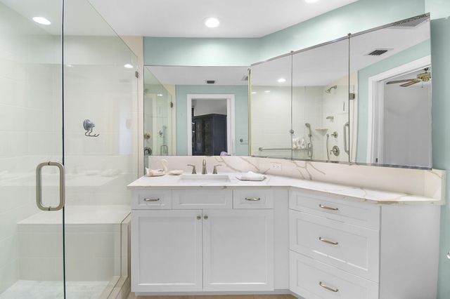 221 NE Plantation Road 316, Hutchinson Island, FL 34996