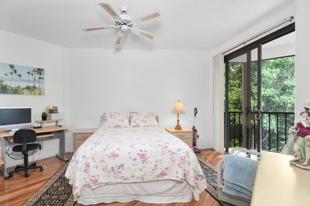 221 NE Plantation Road 316, Hutchinson Island, FL 34996