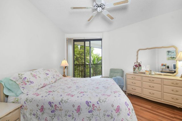 221 NE Plantation Road 316, Hutchinson Island, FL 34996