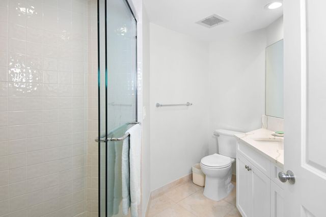 221 NE Plantation Road 316, Hutchinson Island, FL 34996