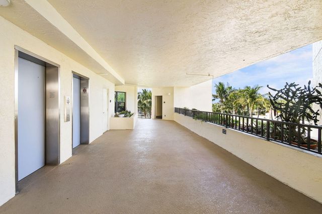 221 NE Plantation Road 316, Hutchinson Island, FL 34996