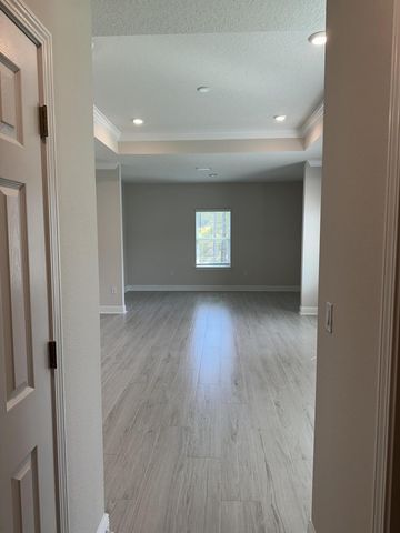 961 N Coastal Breeze Drive, Freeport, FL 32439