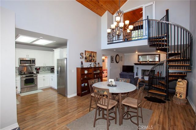 31384 Onacrest, Running Springs, CA 92382