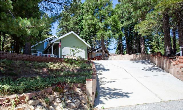 31384 Onacrest, Running Springs, CA 92382